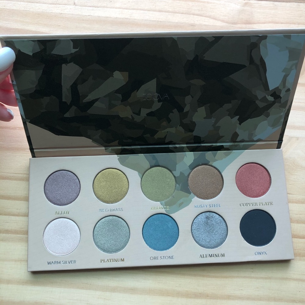Zoeva Mixed Metals Eyeshadow Palette